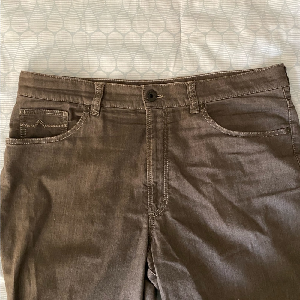 - Alberto pants